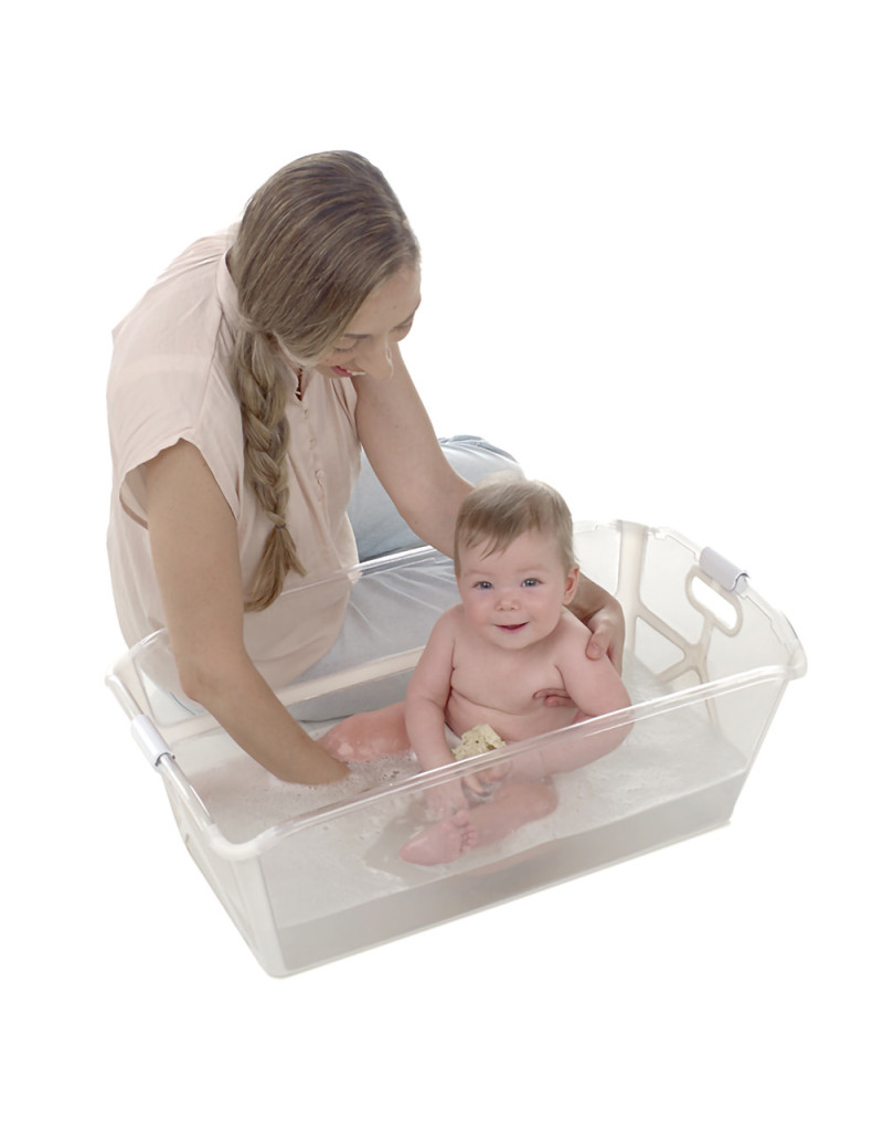 Estas son las bañeras plegables más prácticas y cómodas para usar con el  bebé