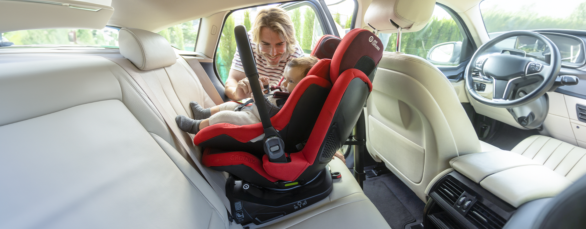 Viaje en coche con Bebé: Consejos para un viaje seguro y relajado